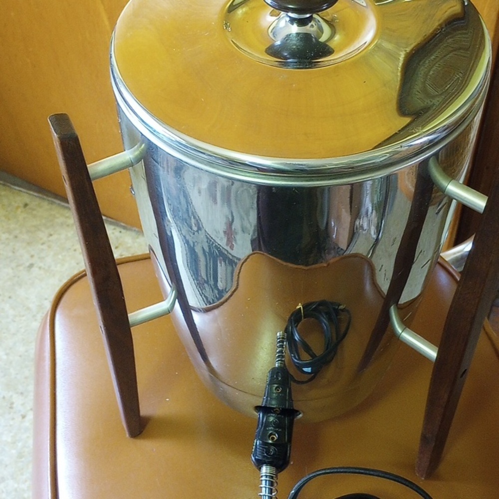 Regal Stainless Steel 30 Cup Coffee Percolator w/ Instructions, Like New! - Picture 4 of 7